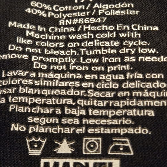 Marvel Spider-Man Short Sleeve Tee Black, Red & White Women size 1X - Picture 6 of 8